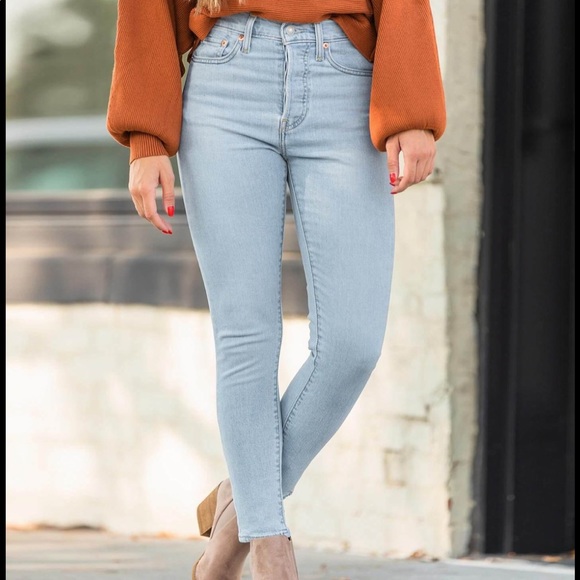 SALE! ⭐️ Levi’s Wedgie fit high rise skinny shimmer opal li - Picture 3 of 8